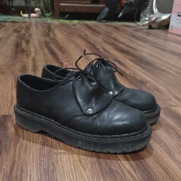 Dr. Martens Black Leather Oxfords - Picture 1 of 7